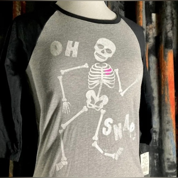 Oh Snap Skeleton Halloween Graphic Baseball Tee 3/4 Sleeve Size XS - Picture 2 of 5